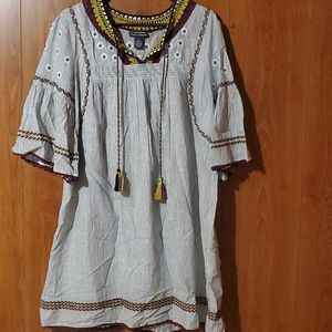 💛Chelsea & Theodore peasant embroidered dress 💛